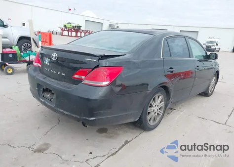 2006 Toyota Avalon Limited z USA, uszkodzony, nr VIN 4T1BK36B46U097603